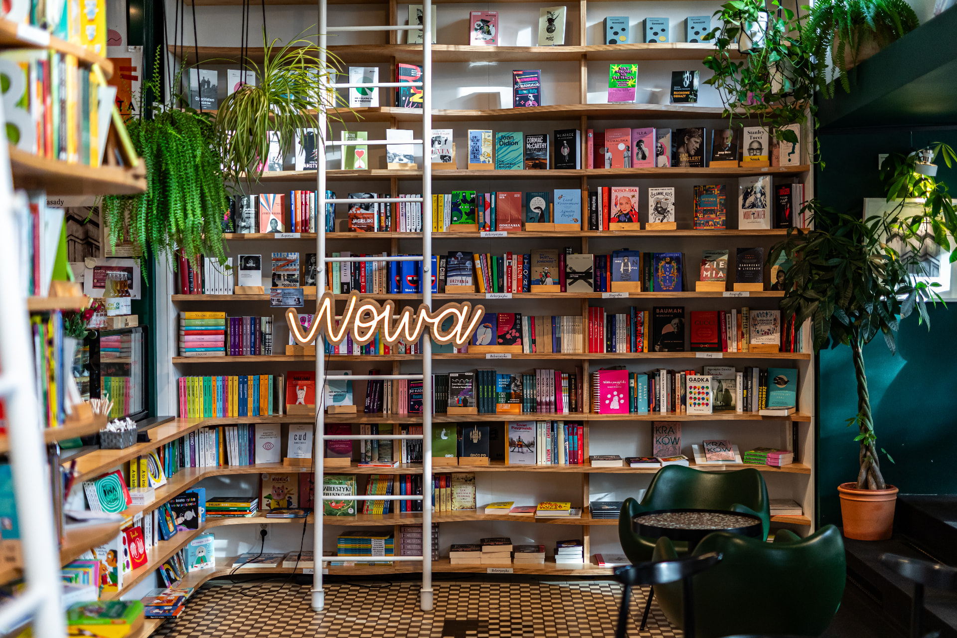Buchhandlung und Café